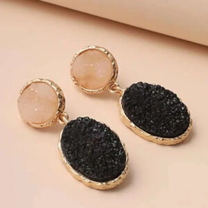 ORAL Drop Zinc Stone Earrings New.